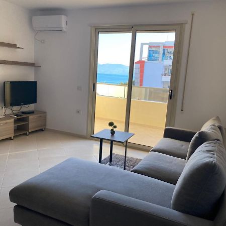 Agetina'S Apartaments Vlore Bagian luar foto