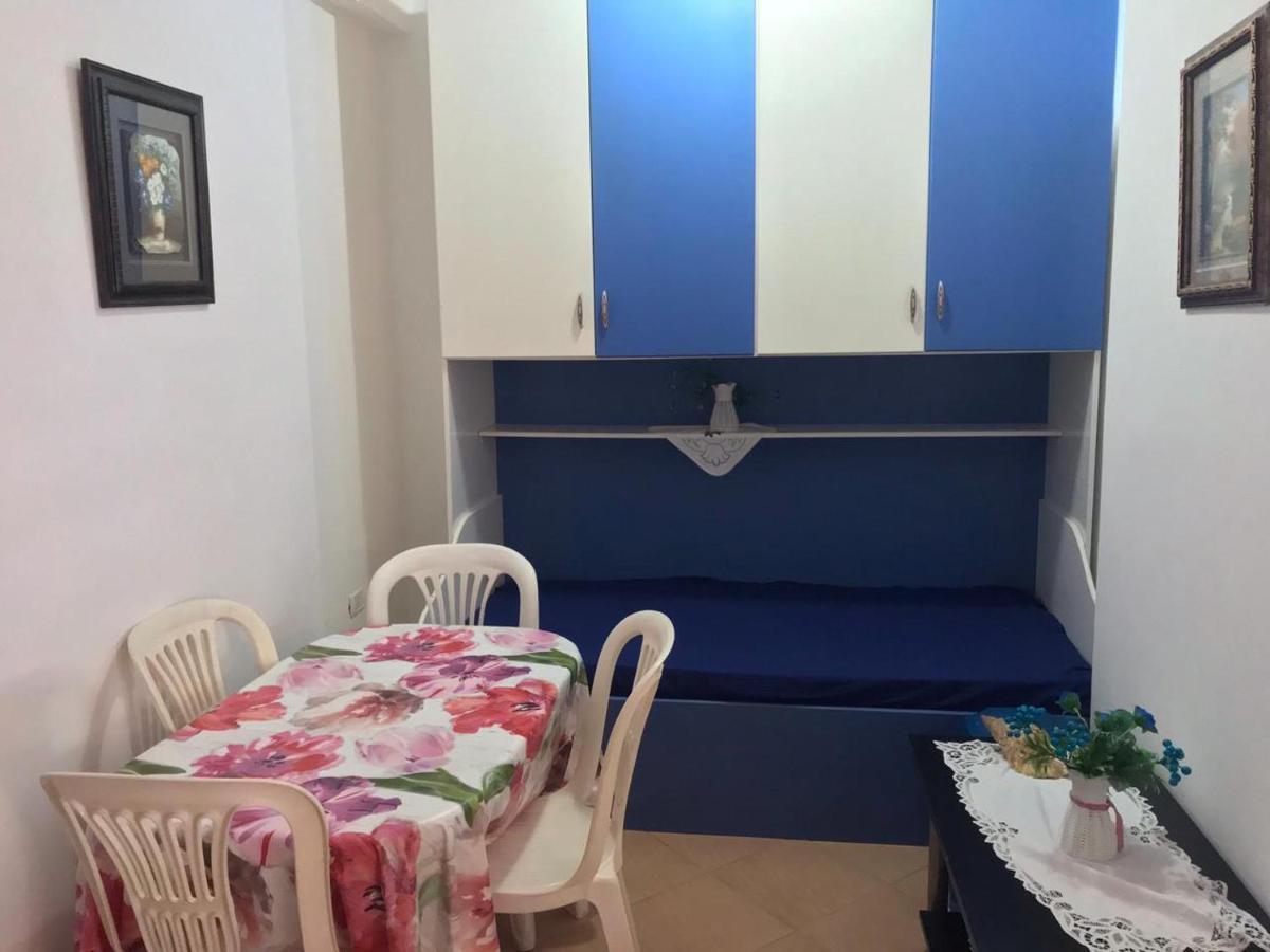 Agetina'S Apartaments Vlore Bagian luar foto