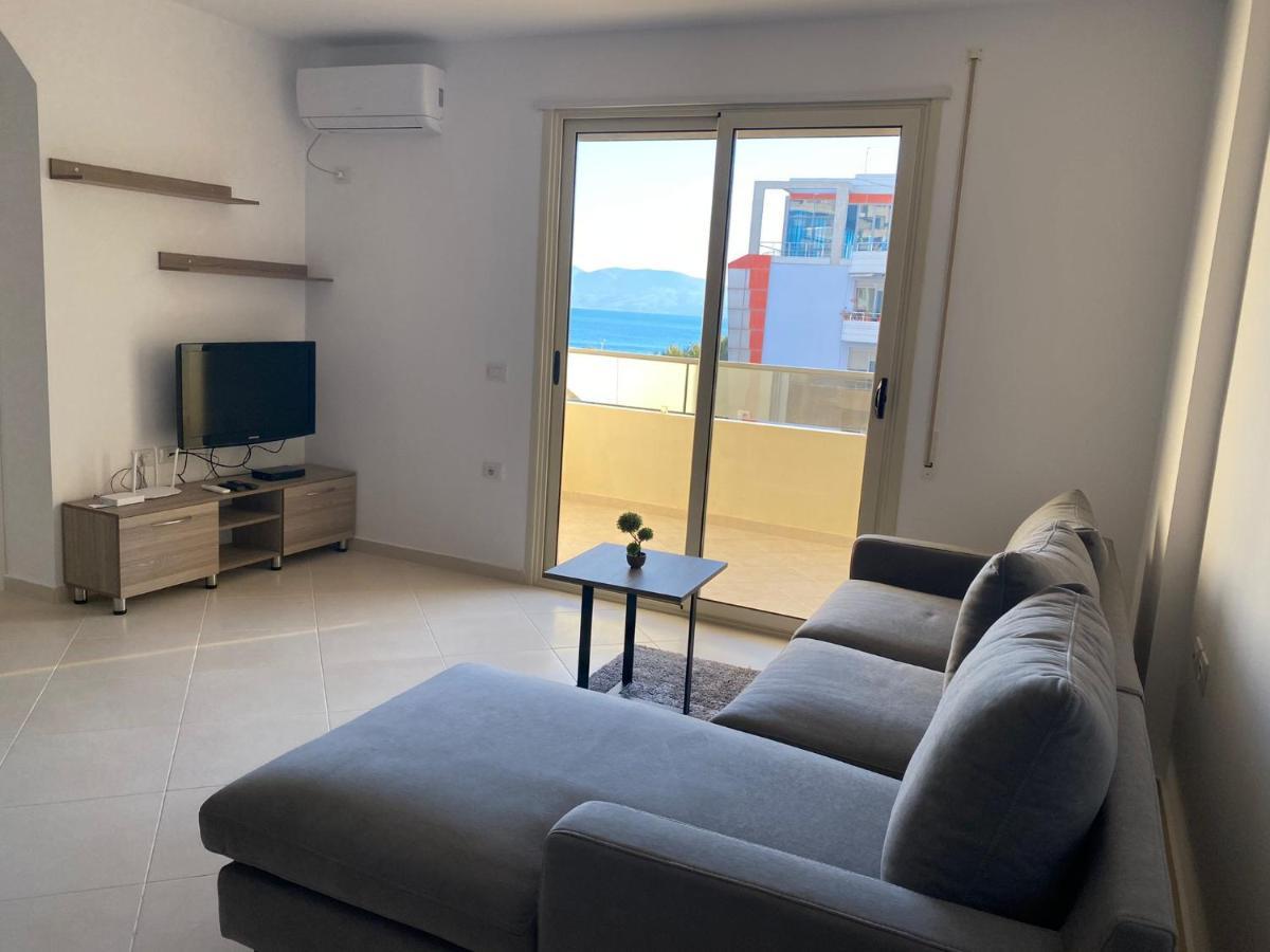 Agetina'S Apartaments Vlore Bagian luar foto