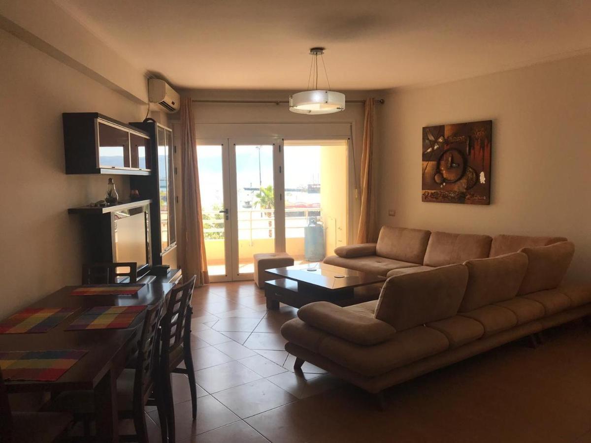 Agetina'S Apartaments Vlore Bagian luar foto