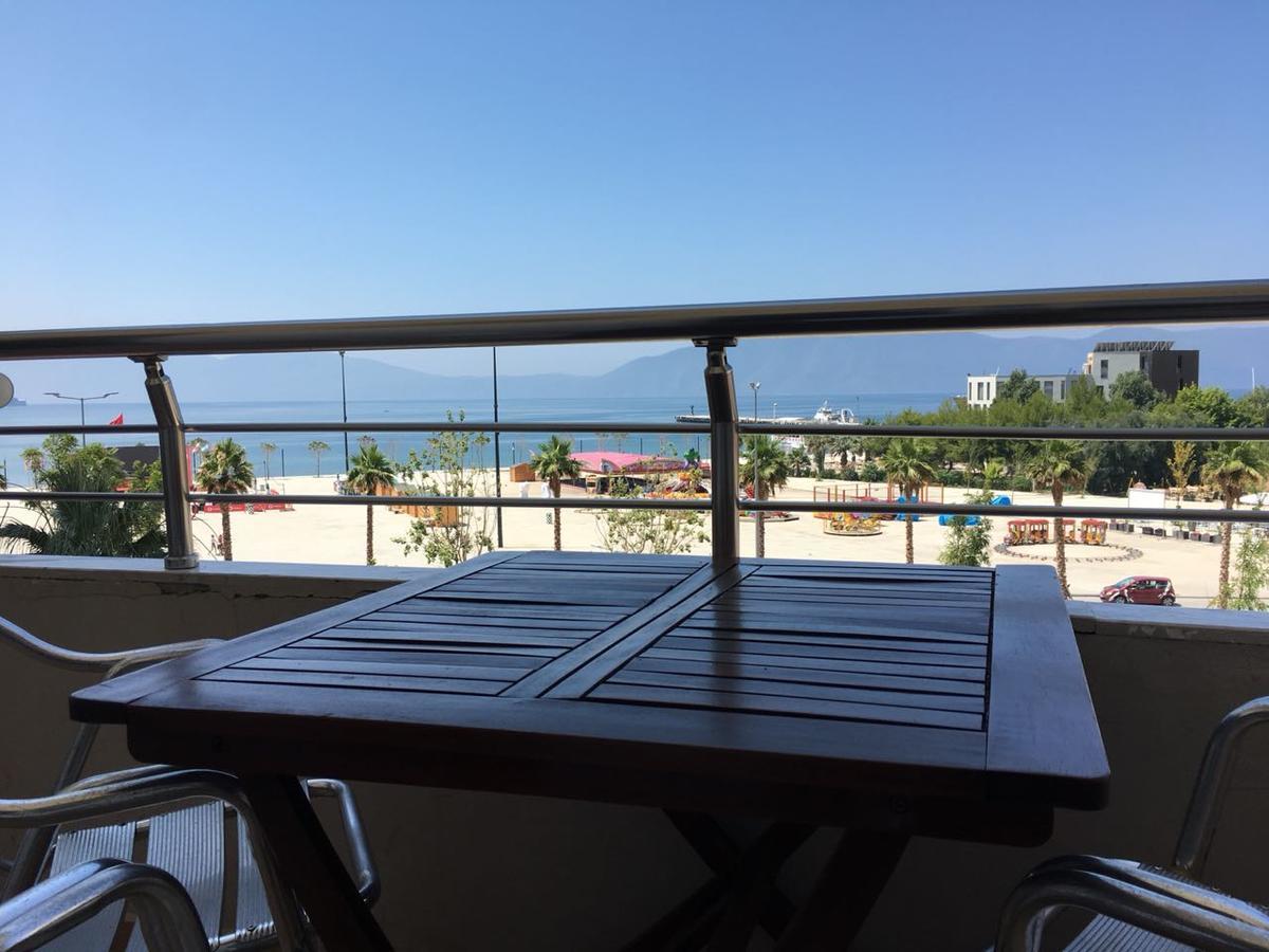 Agetina'S Apartaments Vlore Bagian luar foto