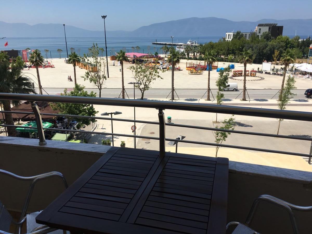 Agetina'S Apartaments Vlore Bagian luar foto