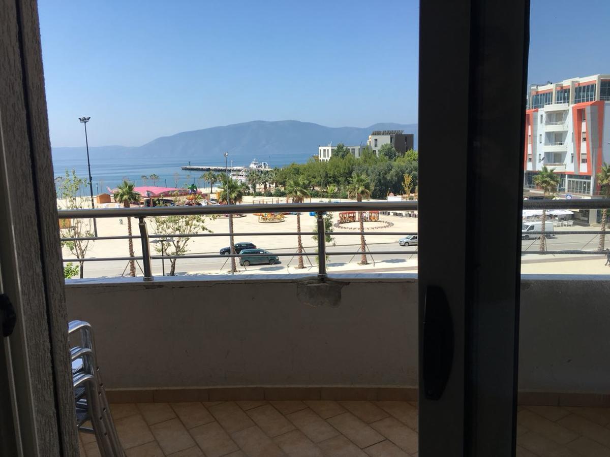 Agetina'S Apartaments Vlore Bagian luar foto