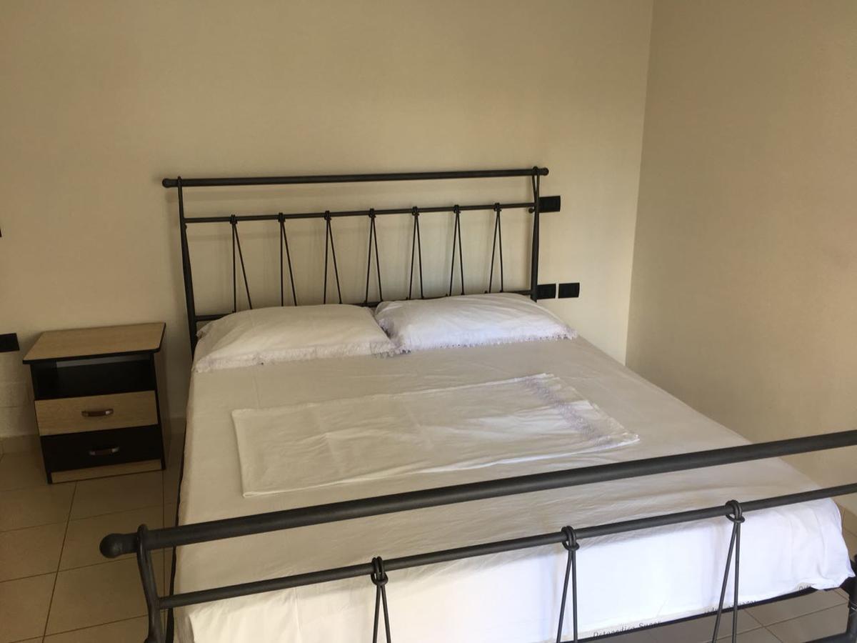 Agetina'S Apartaments Vlore Bagian luar foto