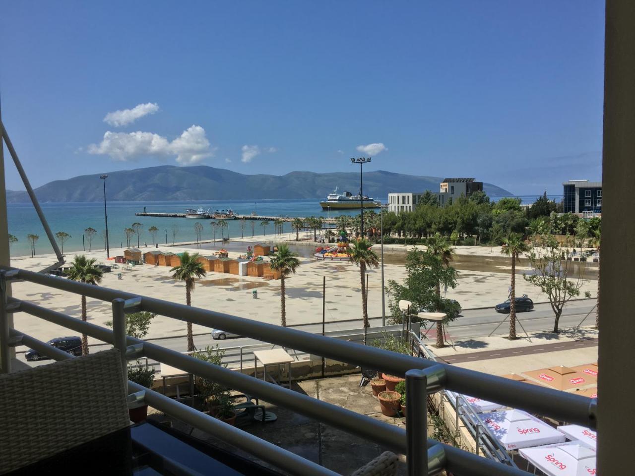 Agetina'S Apartaments Vlore Bagian luar foto