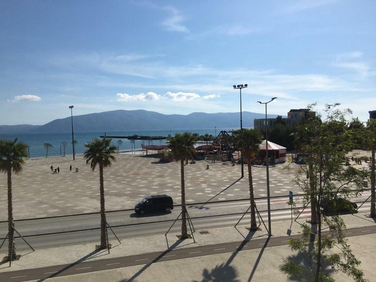 Agetina'S Apartaments Vlore Bagian luar foto